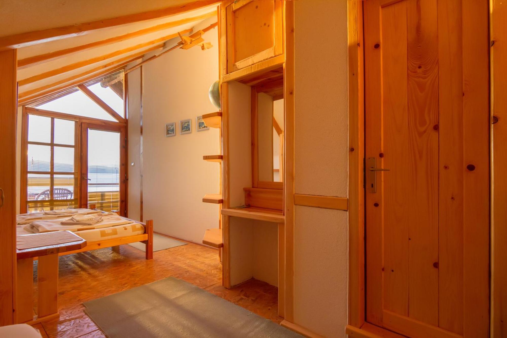 Robinson Sunset Guest House Lagadin Quarto foto